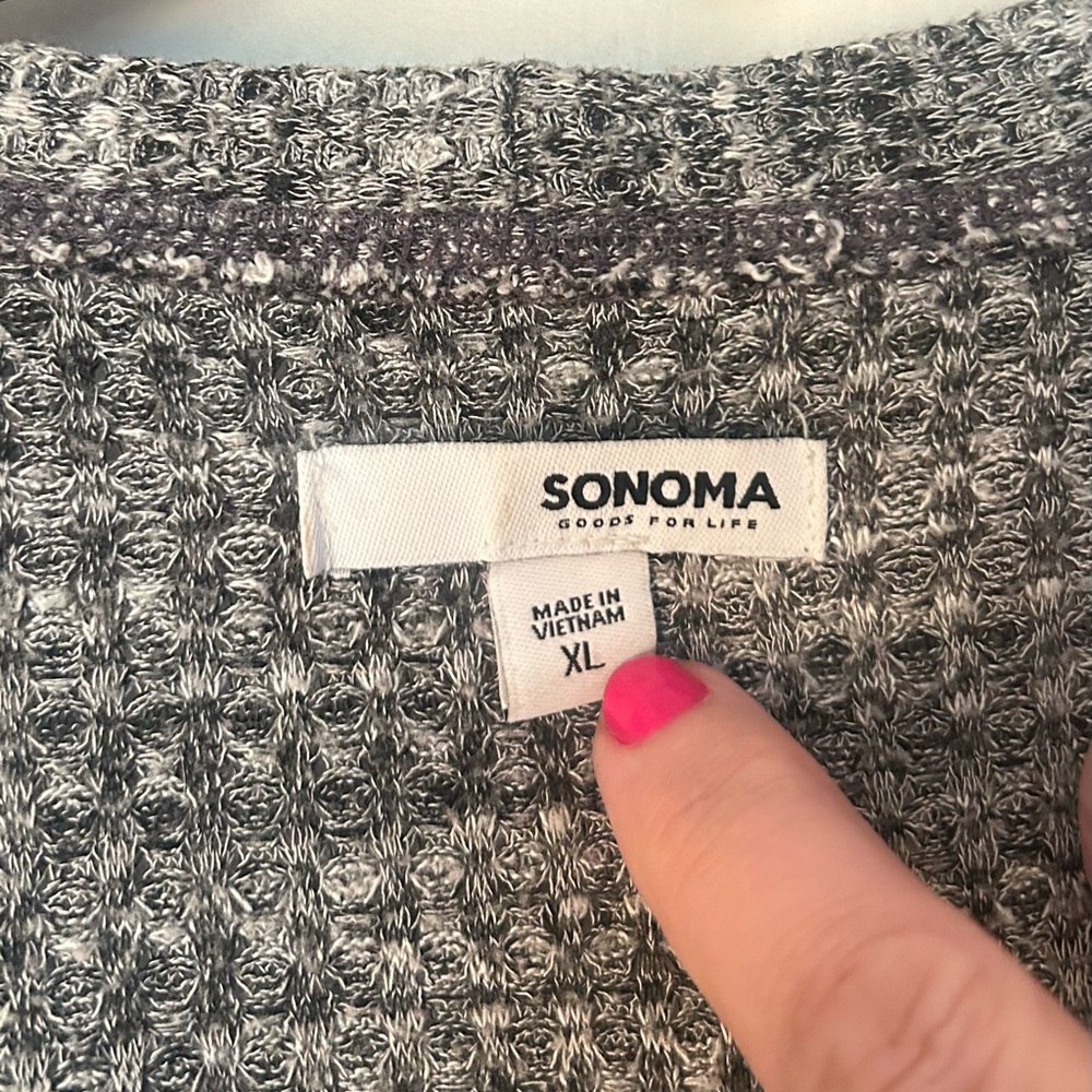 2 Sonoma Waffle-weave Button-down Tops. XL. - Picture 2 of 6